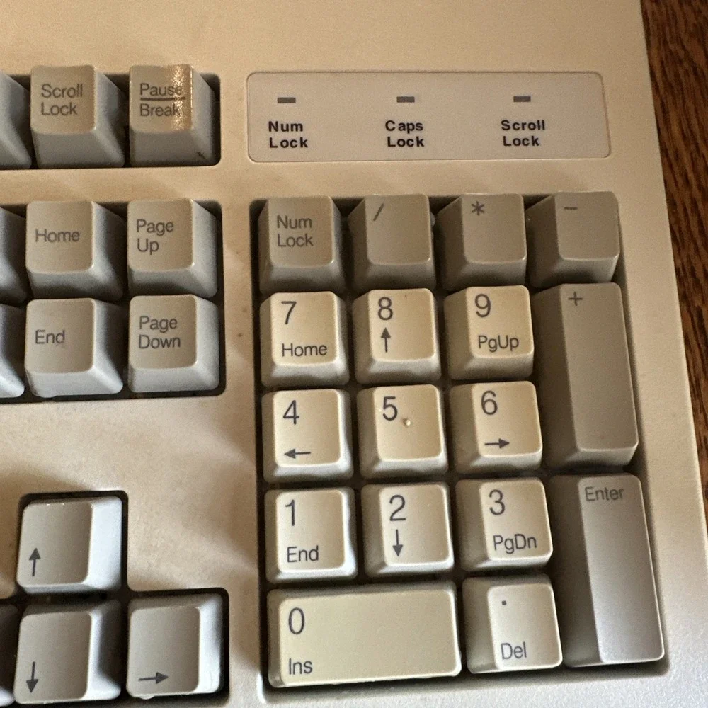 Dell Quietkey Mechanical PS/2 Computer Keyboard RT7D5JTW